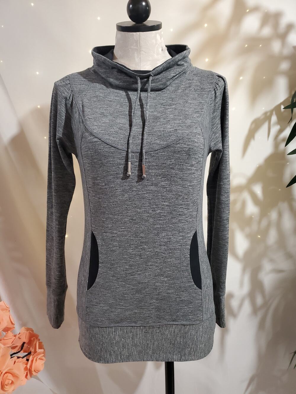 Prana Ember Cowl Neck Drawstring Pullover Size XS Heathered Gray Active Pockets